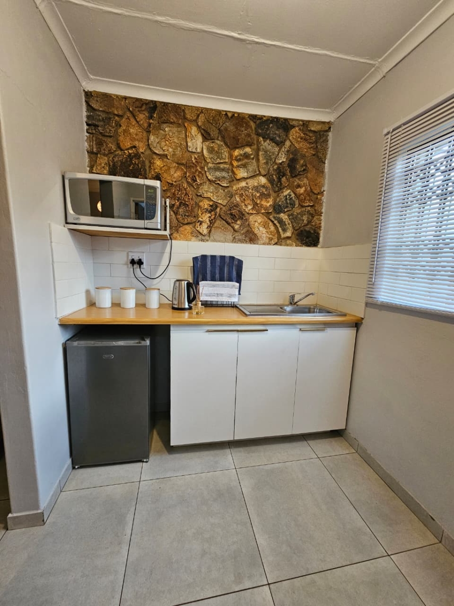 8 Bedroom Property for Sale in Irene Park North West